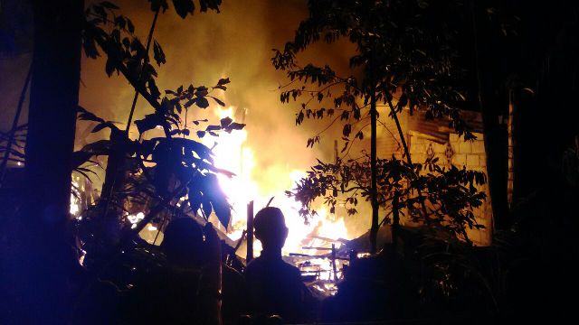 Permalink ke Satu Rumah Warga Dusun Sungai Lilin, Bungo Ludes Terbakar