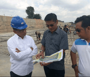 Permalink ke Pembangunan Turap Angso Duo dari APBN Diharapkan H. Bakri Jadi Sarana Multi Fungsi