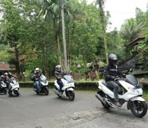 Permalink ke Hebat, Pecinta Honda PCX Lestarikan Destinasi Wisata Indonesia