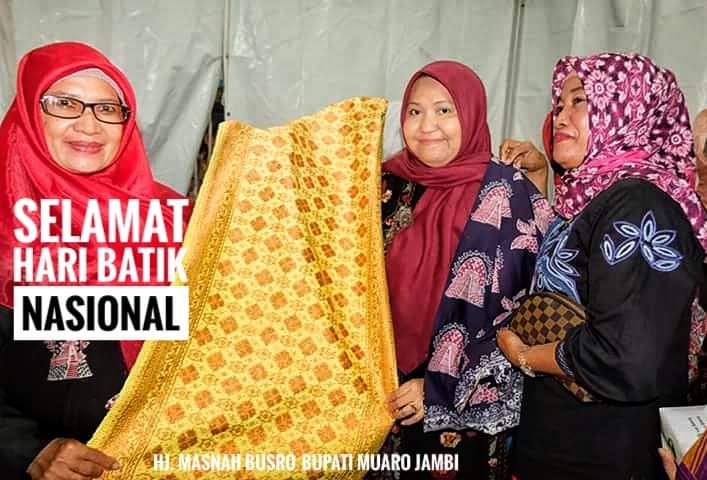 Permalink ke Sukseskan Hari Batik Nasional, Bupati Masnah Pamerkan Batik 