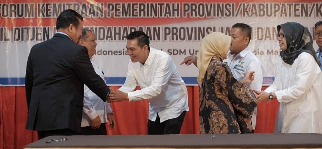 Permalink ke Sekda Fadhil Arief Hadiri Forum Kemitraan Pemerintah