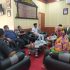 Permalink ke Tuntut Keadilan, Keluarga Korban Dugaan Pencabulan oleh Oknum Anggota Dewan Merangin Datangi BK DPRD