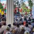 Permalink ke Terkait RUU HIP, Ratusan Massa Lakukan Unjuk Rasa di DPRD Provinsi Jambi