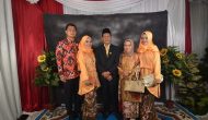Permalink ke Yuanda & Hety Resmi Menikah di Bandar Lampung, Keluarga Besar HM Sampaikan Permintaan Maaf tak Hadir