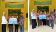 Permalink ke SMP 35 Tebo Dapat Sarana Tenis Meja Dari PTPN IV Regional 4